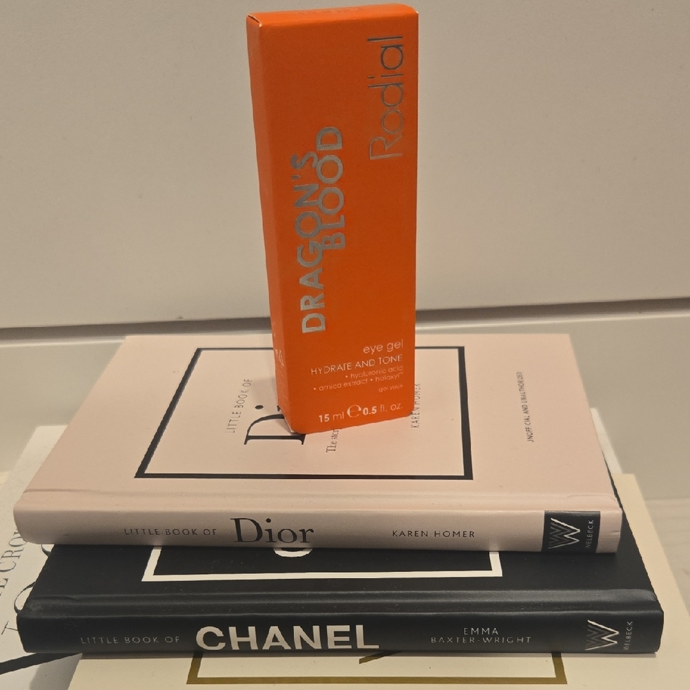 Rodial Dragon's Blood Eye Gel in Bold Orange